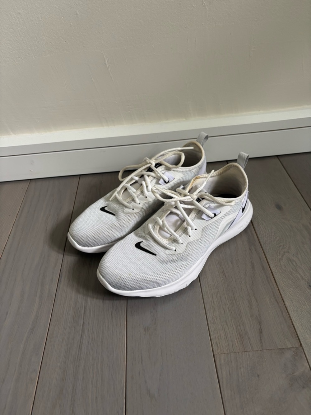 Nike White Mesh Sneakers with Black Swoosh